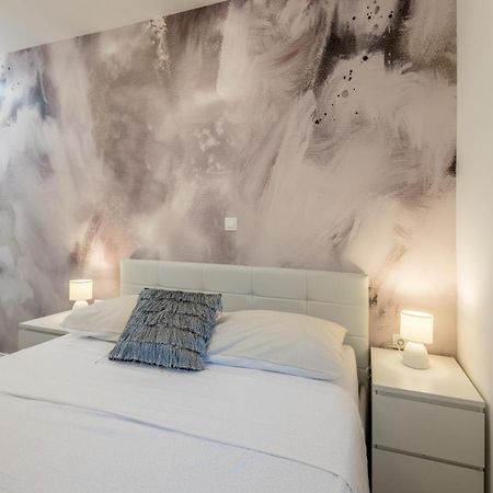 Mila Apartamento Kaštela Exterior foto