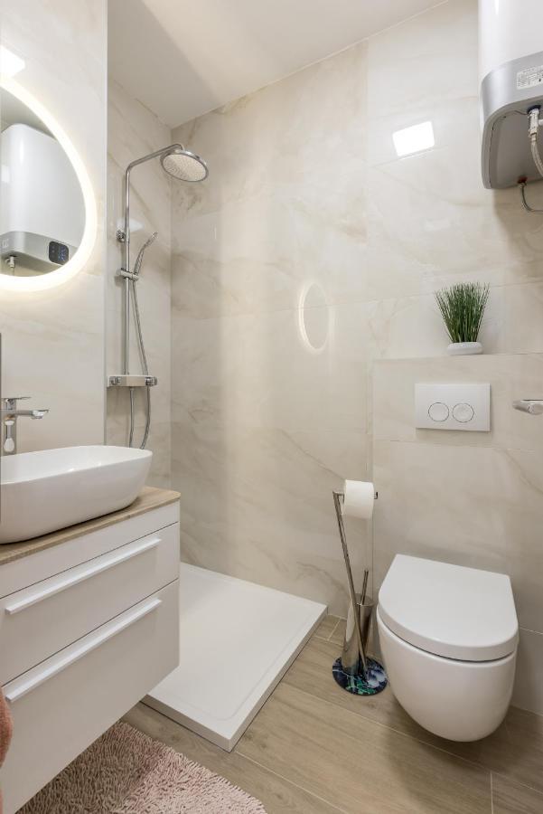 Mila Apartamento Kaštela Exterior foto